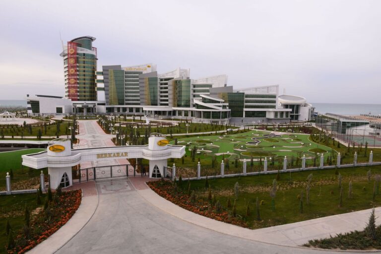 BERKARAR HOTEL
