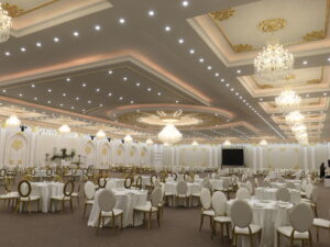 WHİTE HALL
